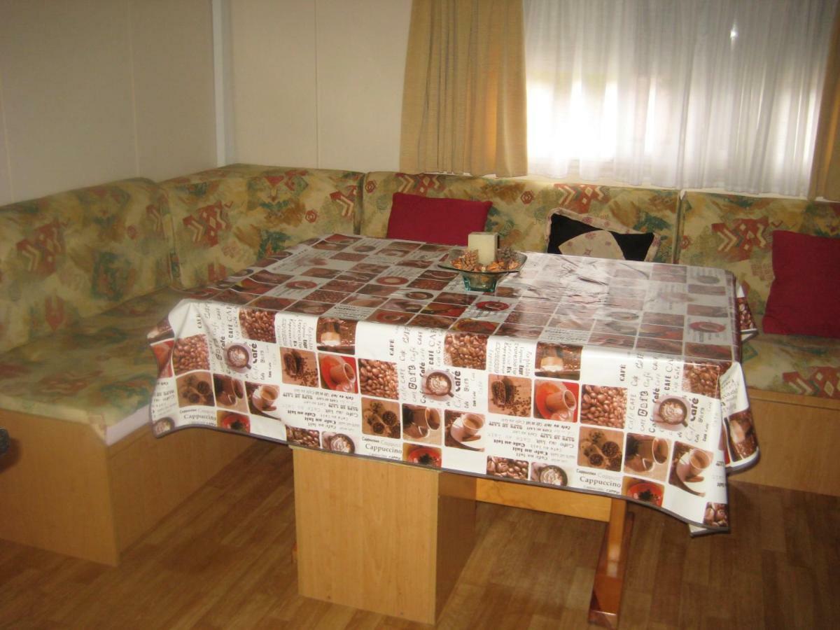 Camping La Ribera Salada Ogern Екстер'єр фото