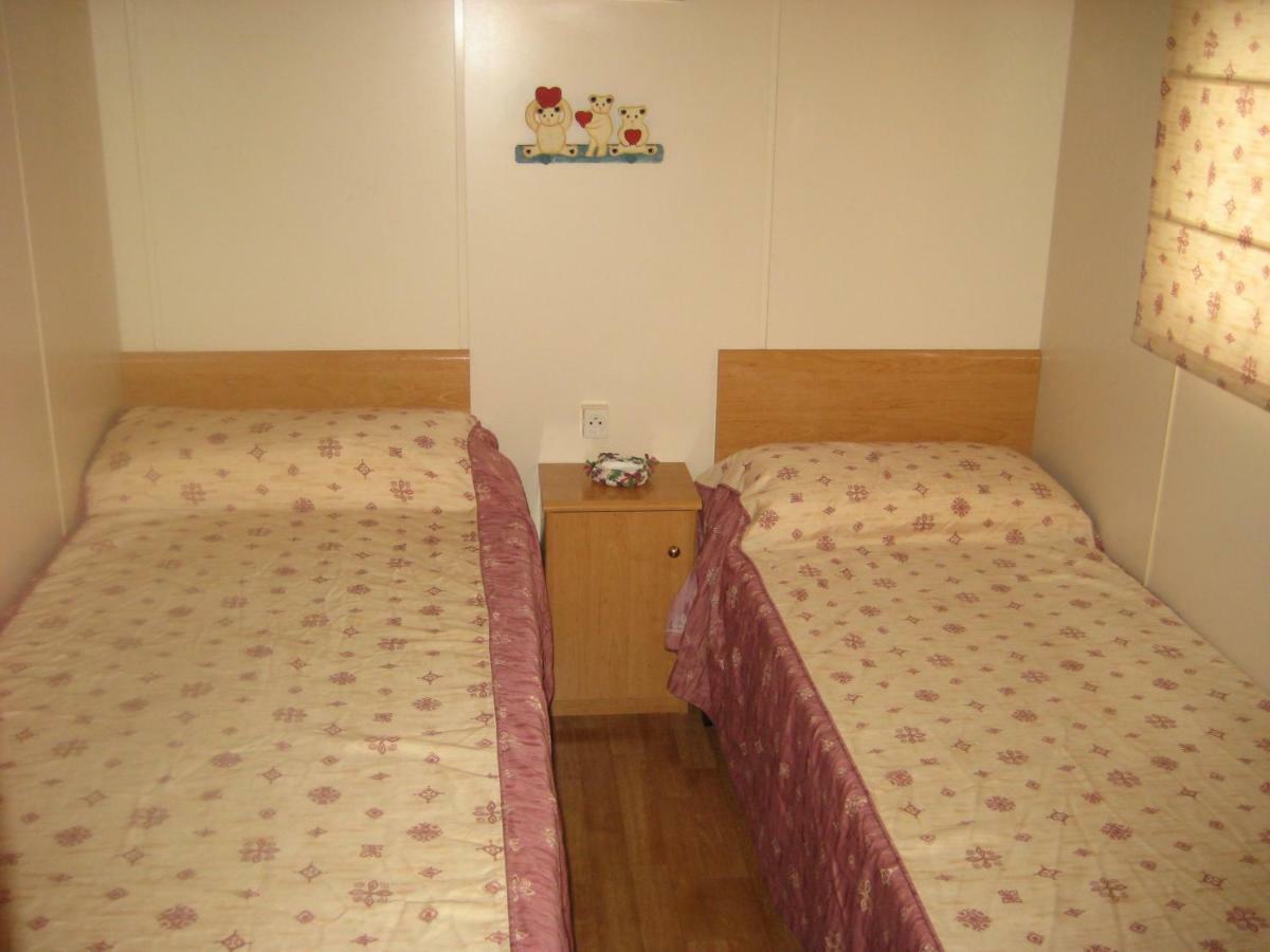 Camping La Ribera Salada Ogern Екстер'єр фото